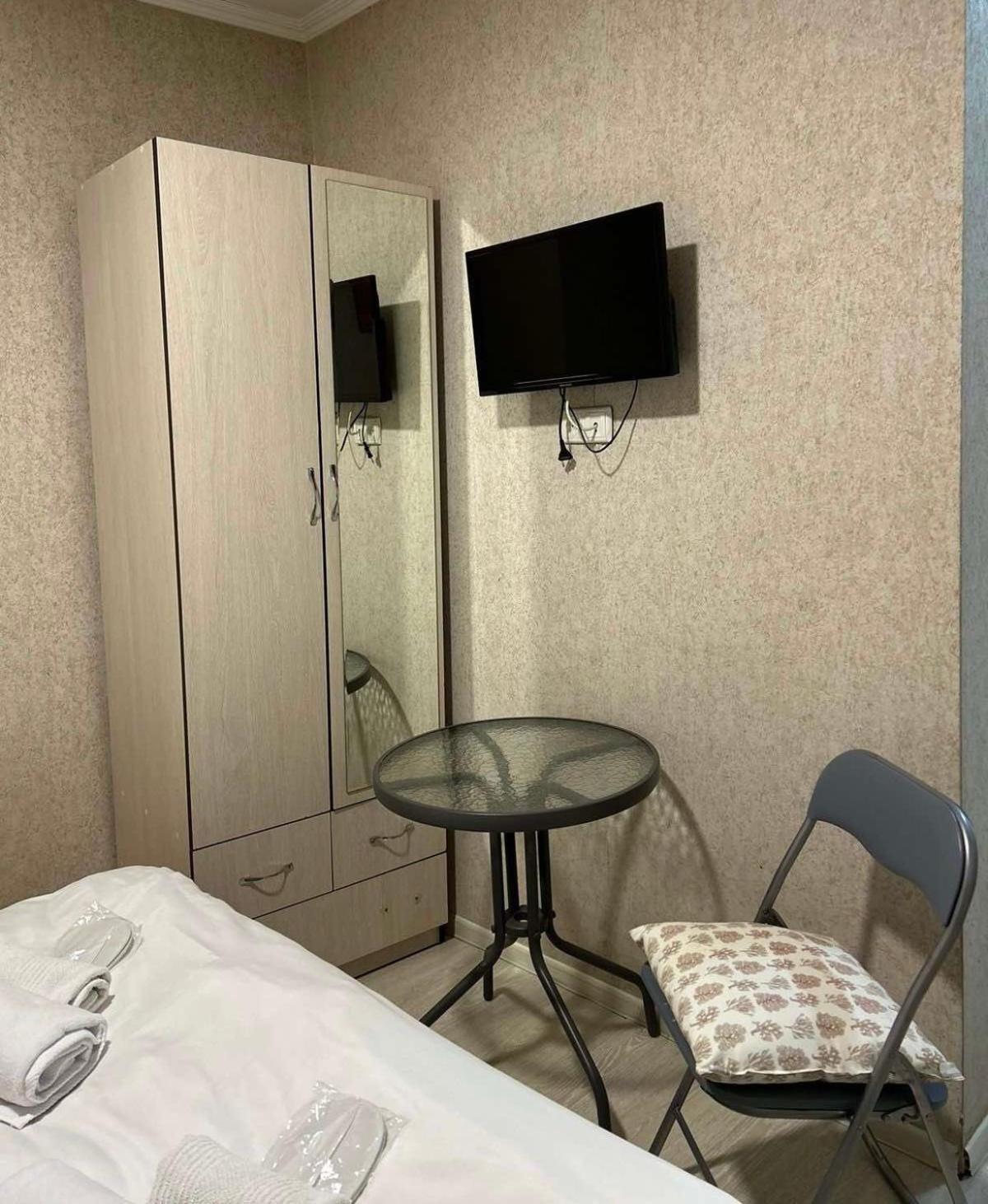 Mr Guest House Тбілісі Екстер'єр фото